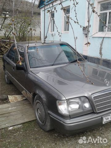 Mercedes-Benz W124 2.3 МТ, 1993, 300 000 км