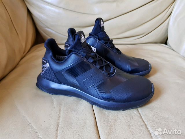 Кроссовки Adidas новые детские 38 р Кроссовки Adidas новые детские 38 р