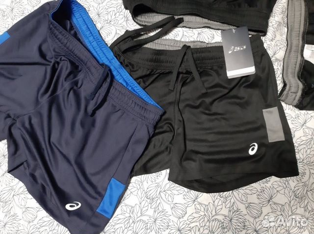 Шорты asics муж. размеры S и XL Шорты asics муж. размеры S и XL
