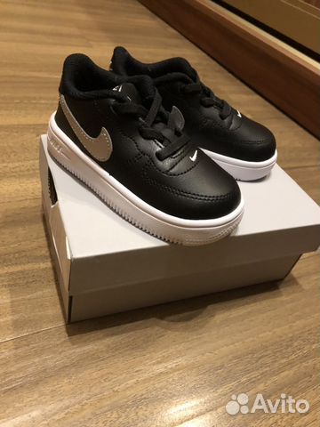 Кроссовки детские nike 23,5 размер