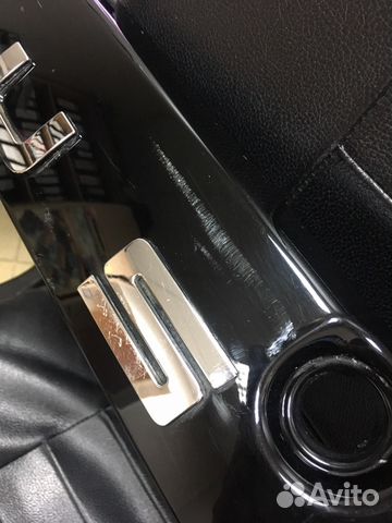 Накладка двери багажника renault duster 848109774R Накладка двери багажника renault duster 848109774R