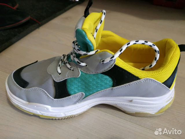 Кроссовки Кроссовки