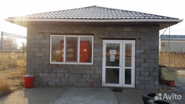 Торговое помещение (можно под кафе) 60 м² Торговое помещение (можно под кафе) 60 м²