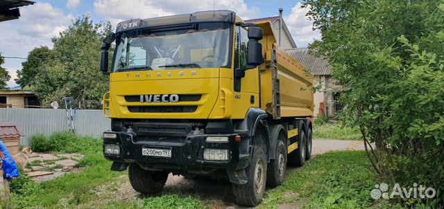 Самосвал iveco trakker