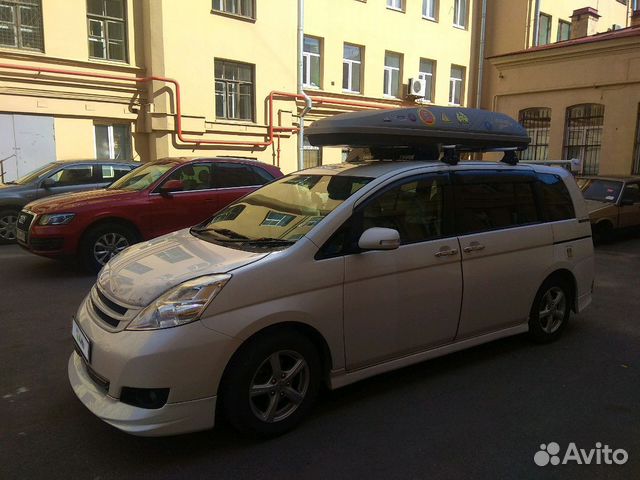 Toyota Isis 1.8 CVT, 2009, 197 000 км