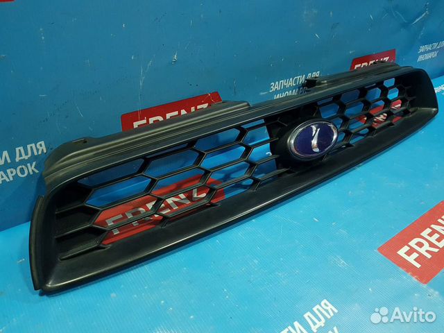 Subaru Impreza GD GG 01-03 Решетка радиатора Subaru Impreza GD GG 01-03 Решетка радиатора