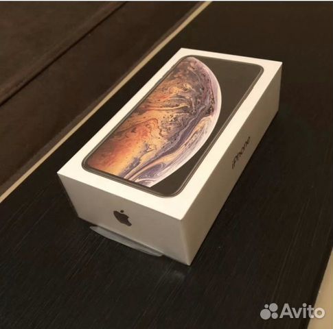 Коробка от iPhone XS