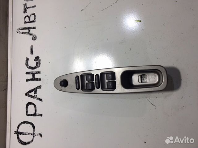 Блок управления стеклами передний левый Chery