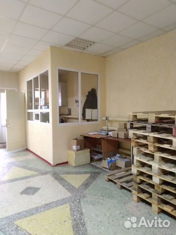 Офисное помещение, 1800 м²