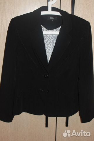 Деловой костюм marksspenser(пиджак,юбка,брюки)