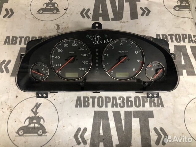 Щиток приборов Субару Легаси 1991