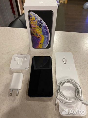 Телефон iPhone XS 64GB Телефон iPhone XS 64GB