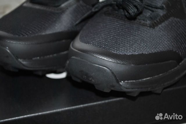 Кроссовки беговые Adidas Terrex р.42,5 новые Кроссовки беговые Adidas Terrex р.42,5 новые