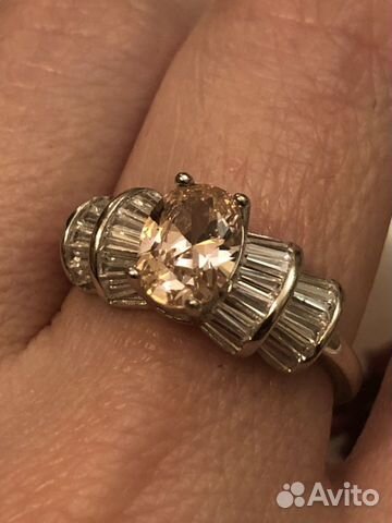 Серебряное кольцо с розовым цирконием