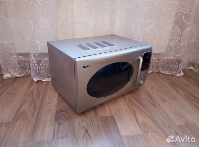 Рабочая микроволновая печь Bork Рабочая микроволновая печь Bork