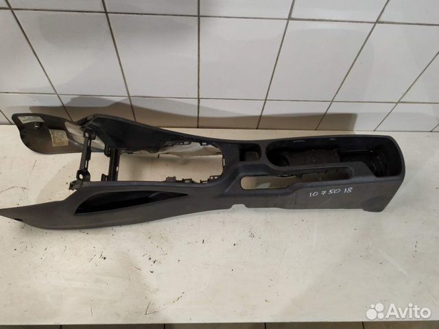 Центральная консоль 846114Y000WK Kia Rio 3 Центральная консоль 846114Y000WK Kia Rio 3