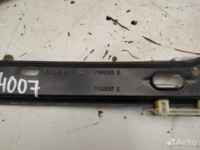 Стеклоподъемник передний левый 51337140587 BMW E91 Стеклоподъемник передний левый 51337140587 BMW E91