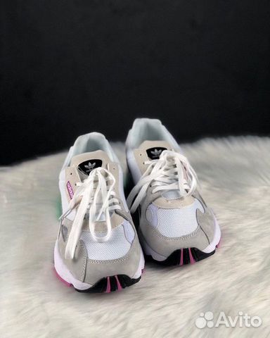 Кроссовки Adidas Falcon женские Кроссовки Adidas Falcon женские