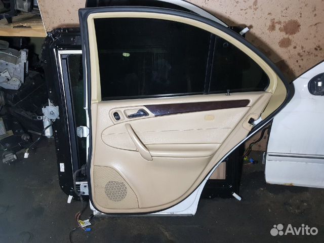 Дверь задняя правая Mercedes-Benz C 320 W203 2004 Дверь задняя правая Mercedes-Benz C 320 W203 2004