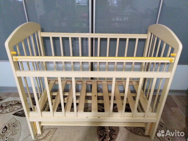 Детская кроватка Детская кроватка