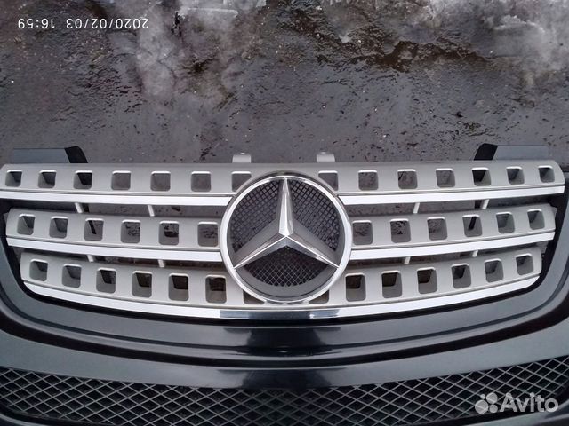 Решетка радиатора Mercedes ML W164 Решетка радиатора Mercedes ML W164