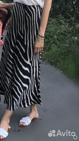 Юбка H&M атласная зебра 36