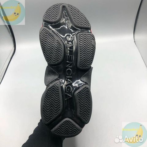 Кроссовки Balenciaga Triple S Кроссовки Balenciaga Triple S
