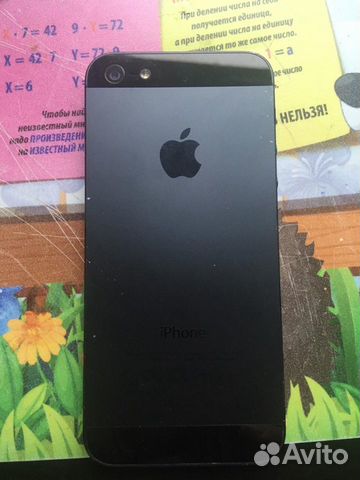 Телефон iPhone 5 Телефон iPhone 5