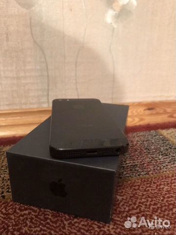 iPhone 5 чёрный на 16 гб