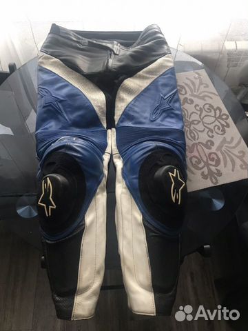 Мотокомбинезон Alpinestars (комбез, шлем, сапоги ) Мотокомбинезон Alpinestars (комбез, шлем, сапоги )