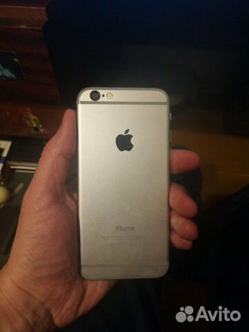 Телефон iPhone