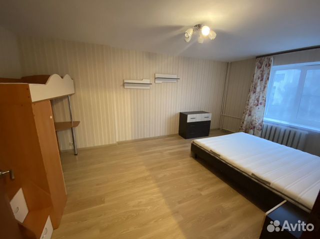 1-к квартира, 37 м², 4/5 эт. 1-к квартира, 37 м², 4/5 эт.