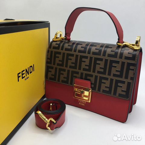 Новая женская сумка мессенджер из кожи Fendi Новая женская сумка мессенджер из кожи Fendi