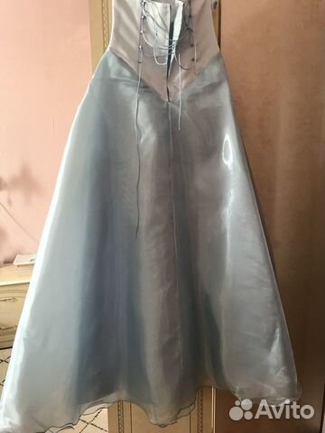 Платье на выпускной вечер Платье на выпускной вечер