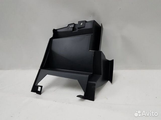 Дефлектор радиатора Renault Duster