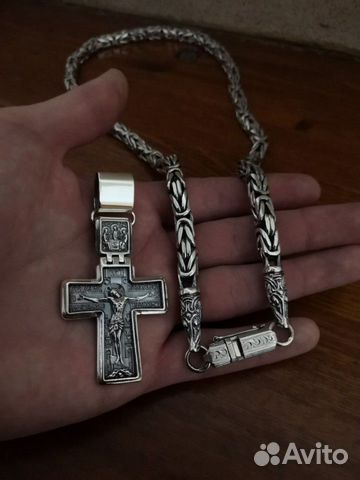 Серебряная цепь и крест Серебряная цепь и крест