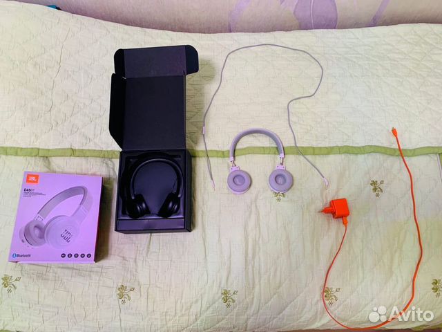 Беспроводные блютуз наушники JBL E45BT Беспроводные блютуз наушники JBL E45BT