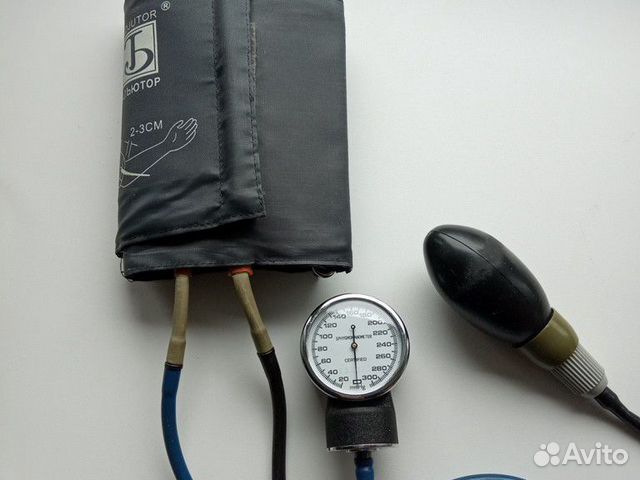 Механический тонометр для измерения давления