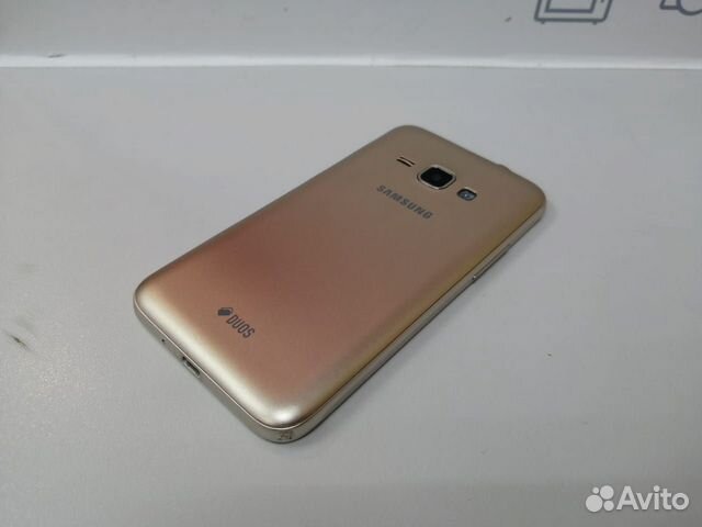 Телефон SAMSUNG j1