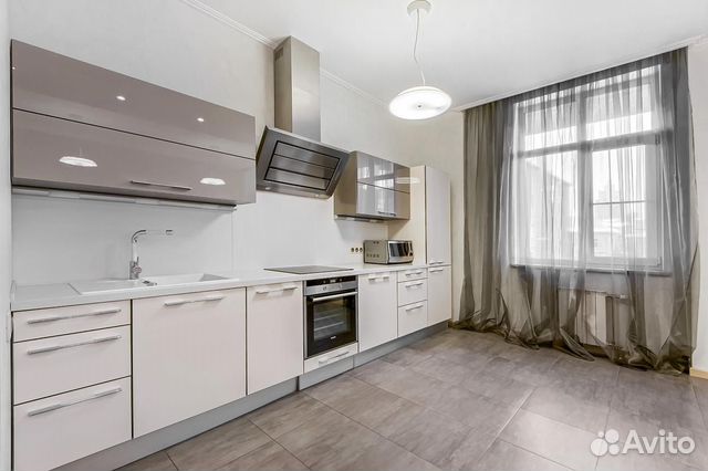 2-к квартира, 90 м², 2/9 эт. 2-к квартира, 90 м², 2/9 эт.