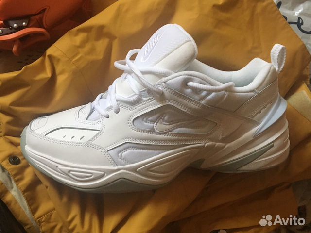 Nike M2K tekno