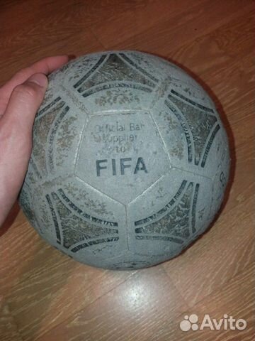 Легендарный футбольный мяч от adidas