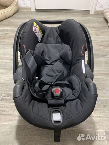 Автокресло Stokke IZI Go by BeSafe Автокресло Stokke IZI Go by BeSafe