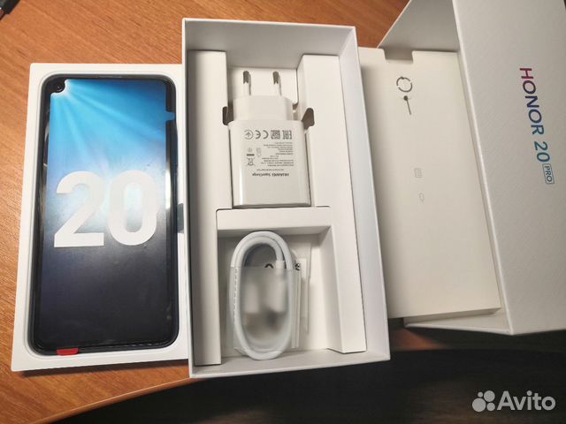 Телефон honor 20 pro 8/256gb Телефон honor 20 pro 8/256gb