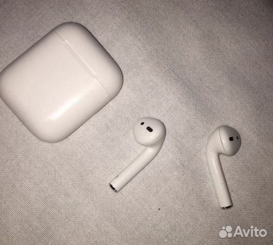 Беспроводные наушники Apple Airpods 1 (оригинал)