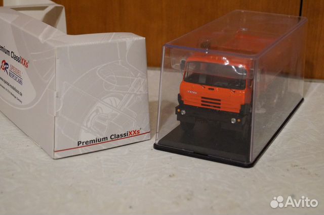 Tatra 815 S3 самосвал 1/43 Premium Classic