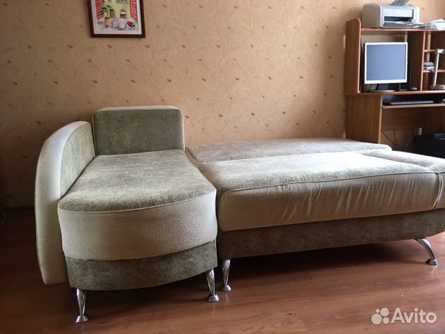Диван