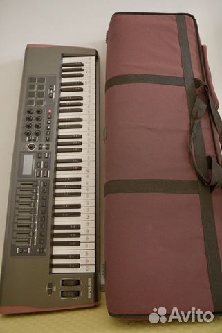 Novation Impulse 61 + case