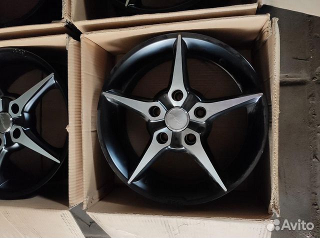 Диски новые литые R15 Y на Toyota
