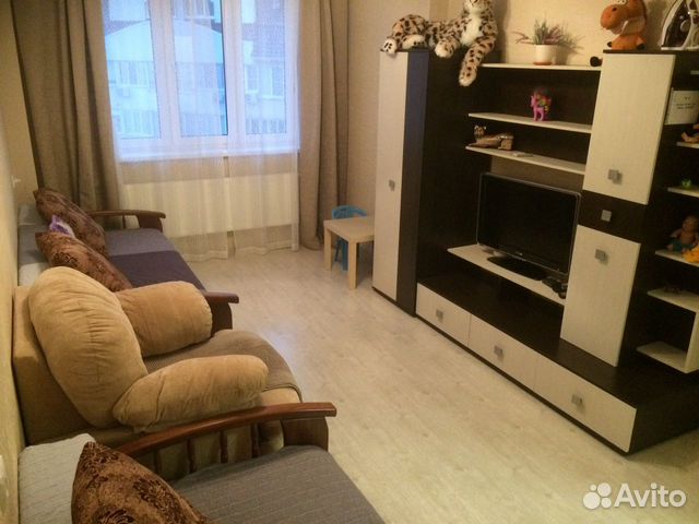 1-к квартира, 42 м², 9/10 эт.